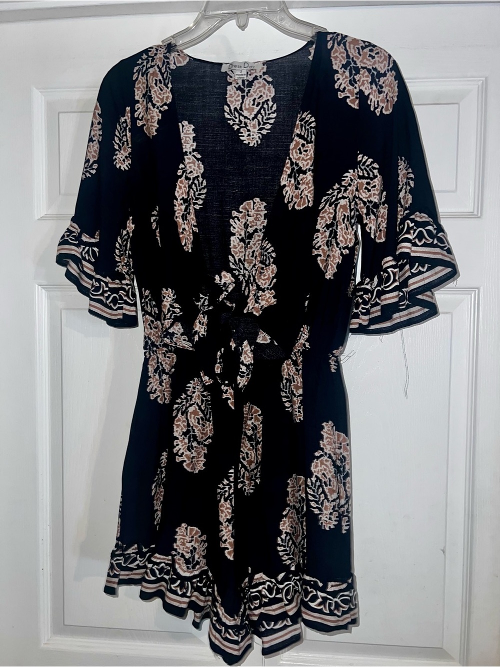 Dress Day Black Floral V-Neck Romper with Tie Waist